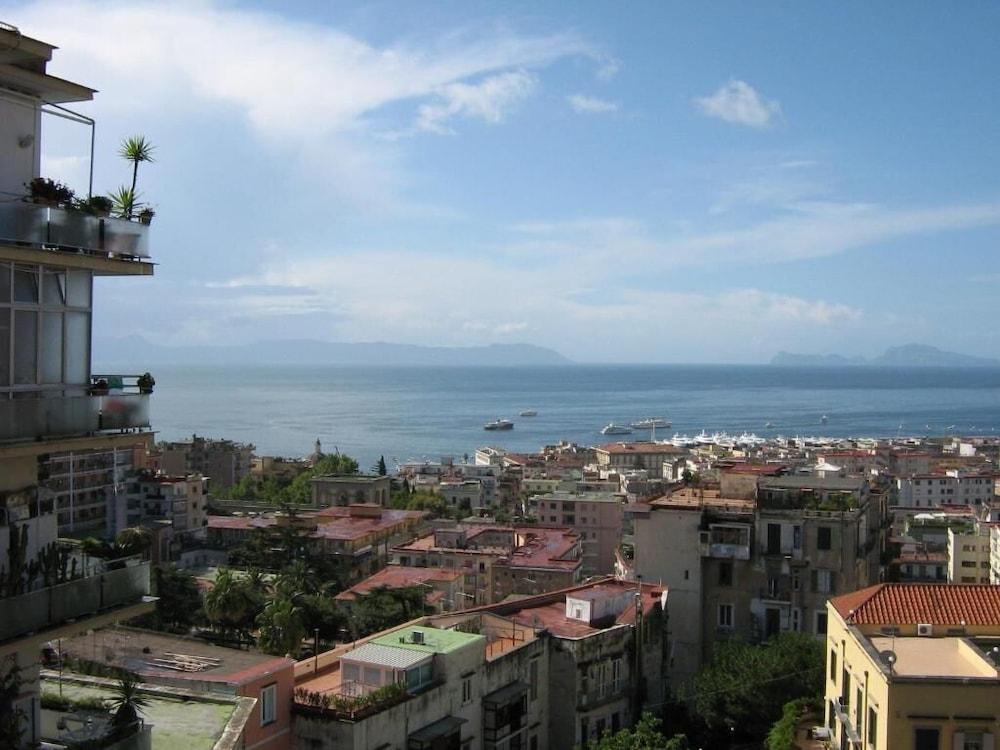 Franca Hotel Naples